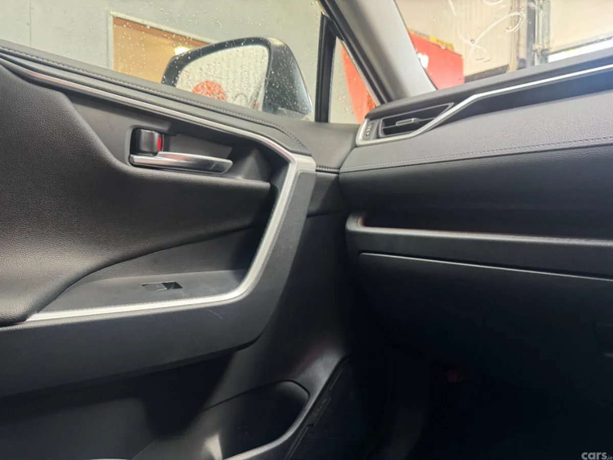 Toyota RAV4 SUV, Petrol Hybrid, 2024, Black