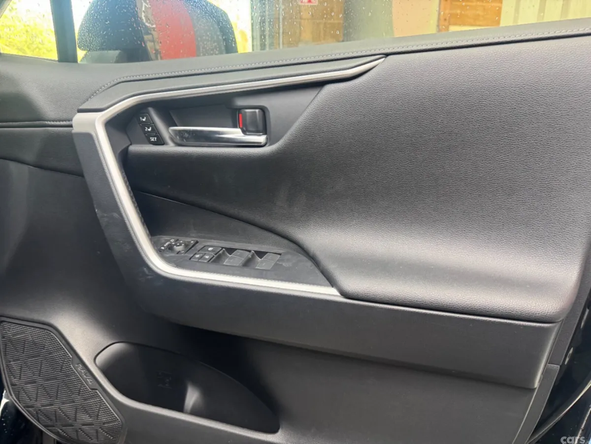 Toyota RAV4 SUV, Petrol Hybrid, 2024, Black