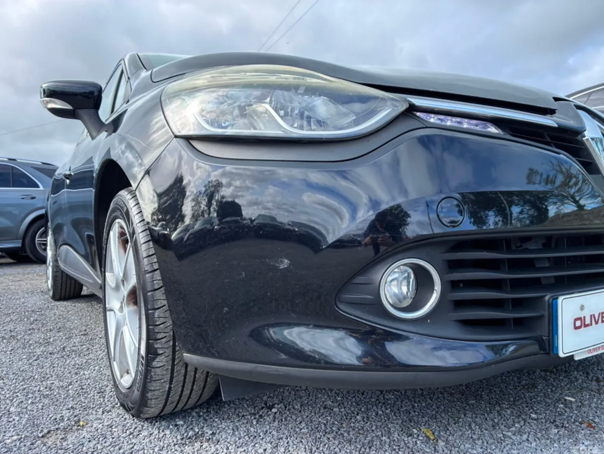 Renault Clio Hatchback, Petrol, 2015, Black