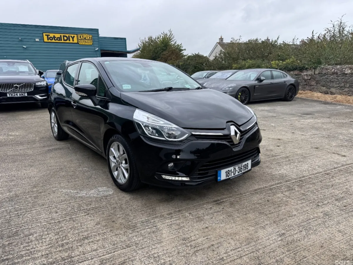 Renault Clio Hatchback, Petrol, 2018, Black
