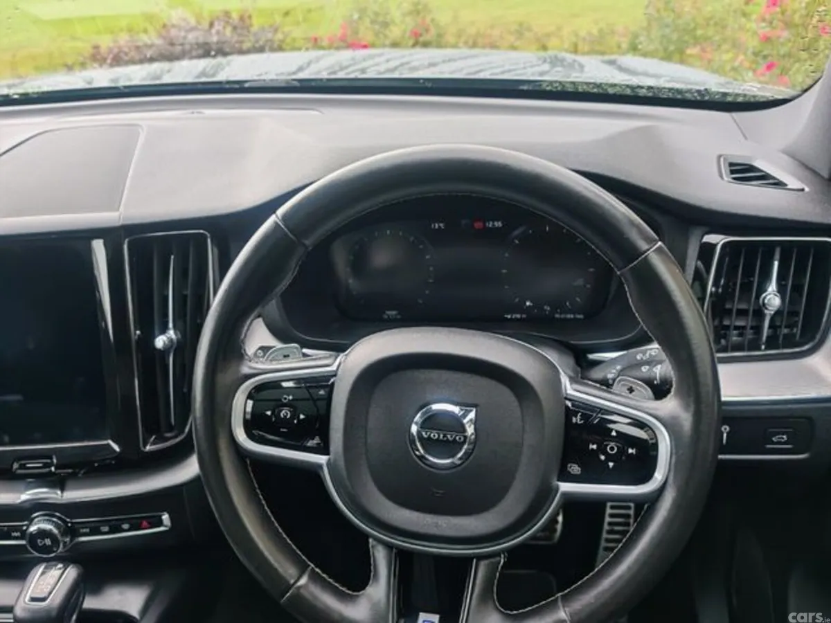 Volvo XC60 Estate, Diesel, 2020, Grey