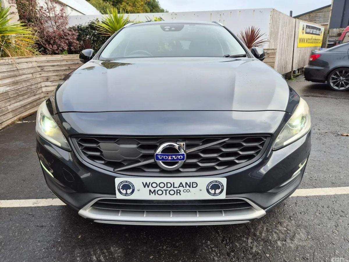 Volvo V60 Estate, Diesel, 2017, Grey