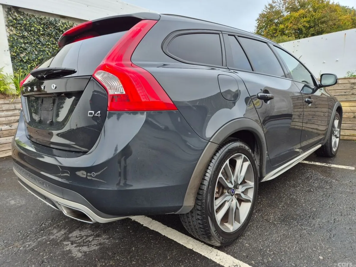 Volvo V60 Estate, Diesel, 2017, Grey
