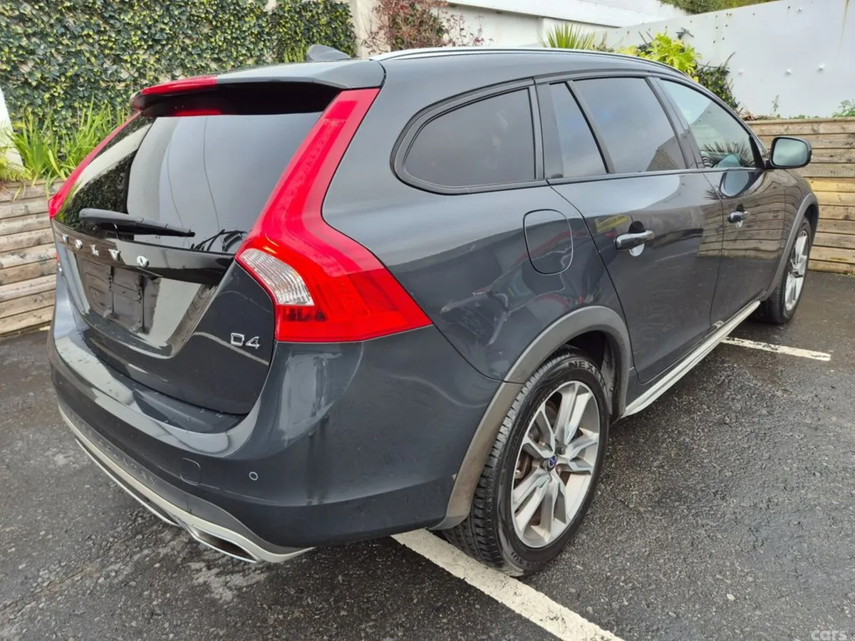 Volvo V60 Estate, Diesel, 2017, Grey