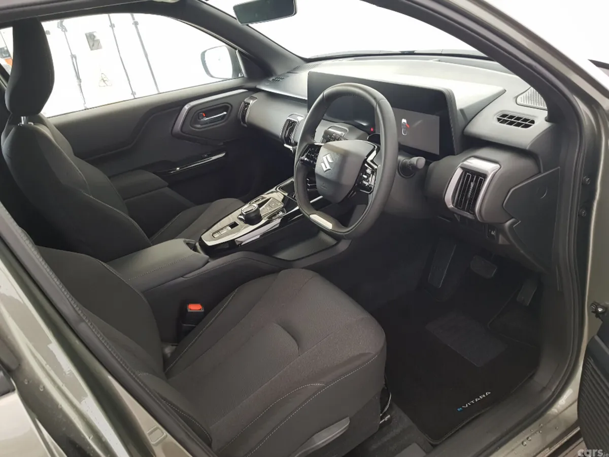 Suzuki Vitara SUV, Electric, 2027, Green