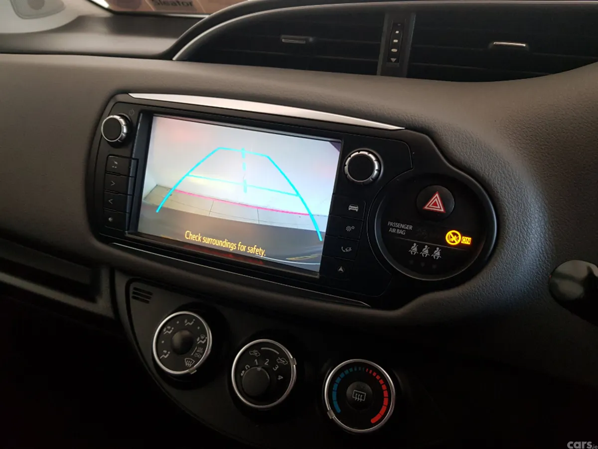 Toyota Yaris MPV, Petrol, 2017, Grey