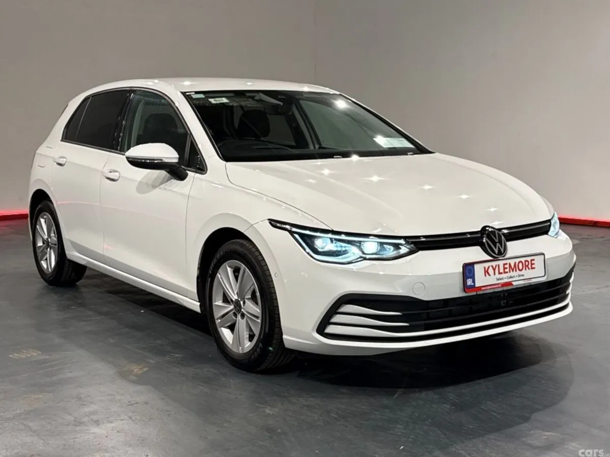 Volkswagen Golf Hatchback, Petrol, 2023, White