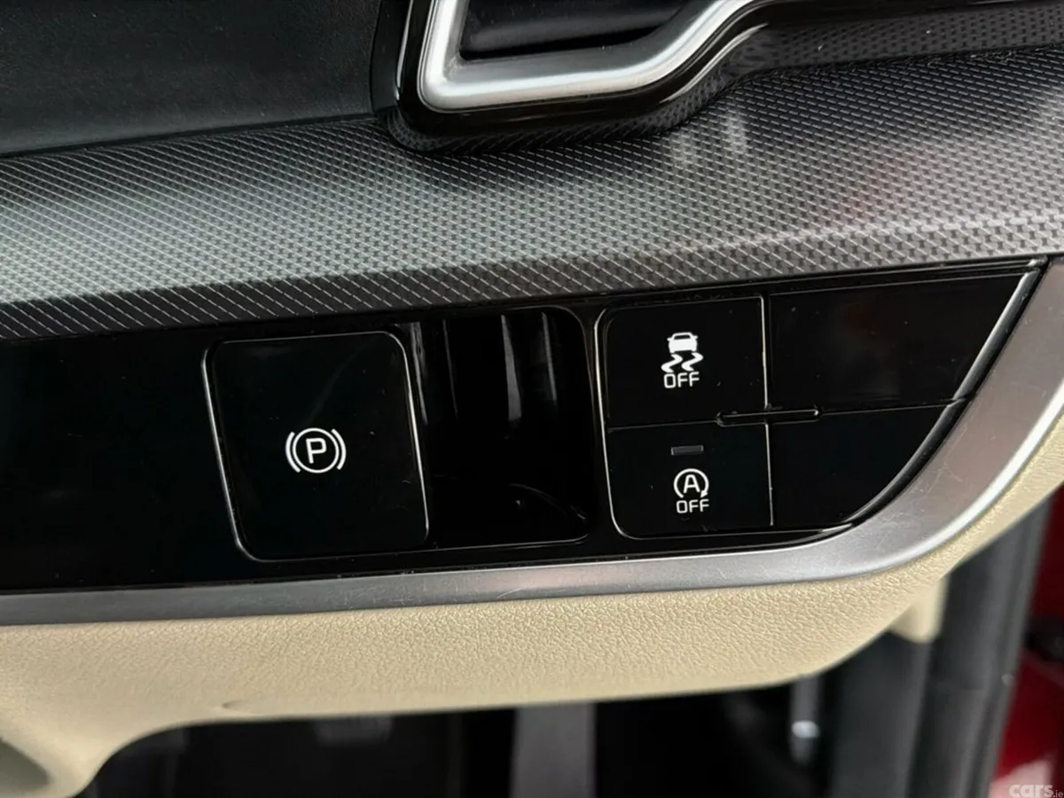 Kia Sportage SUV, Diesel, 2022, Red