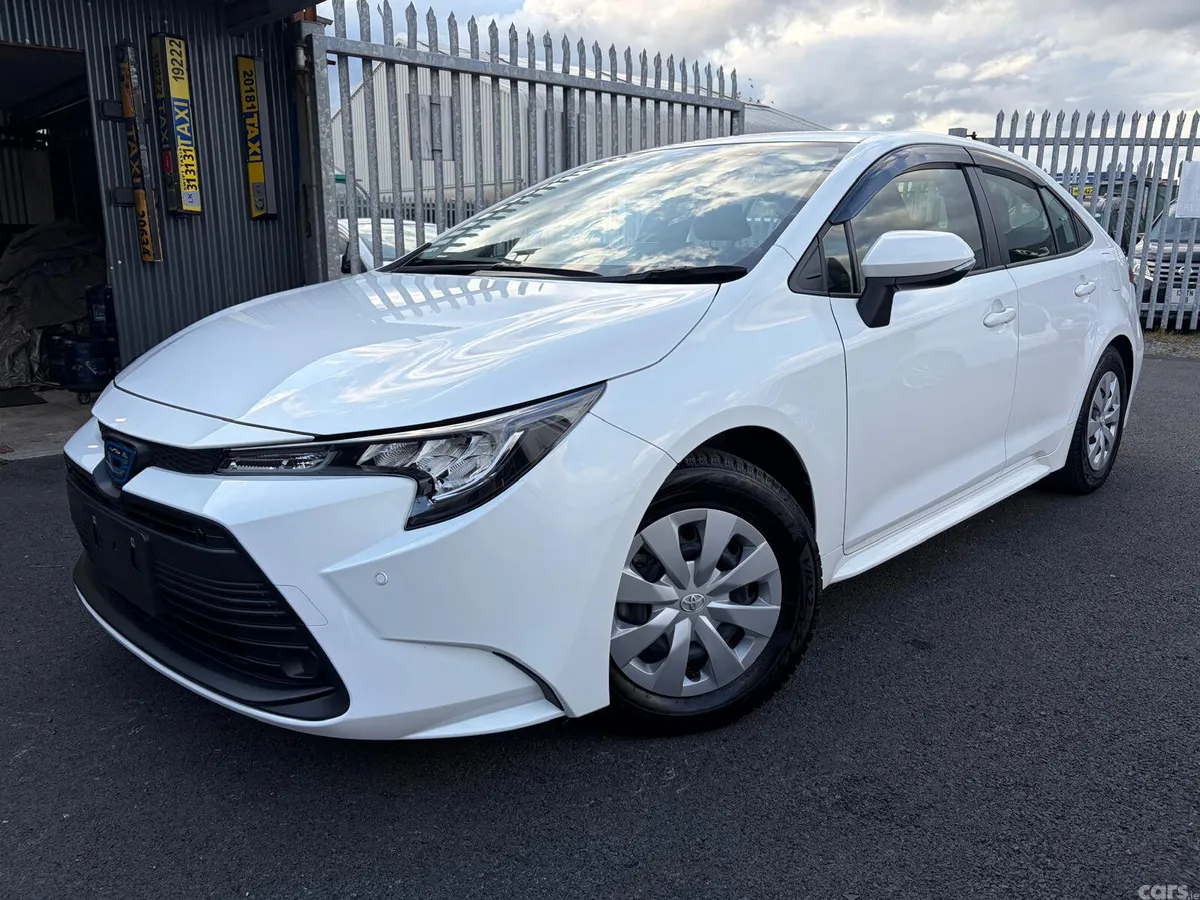 Toyota Corolla Saloon, Petrol Hybrid, 2024, White