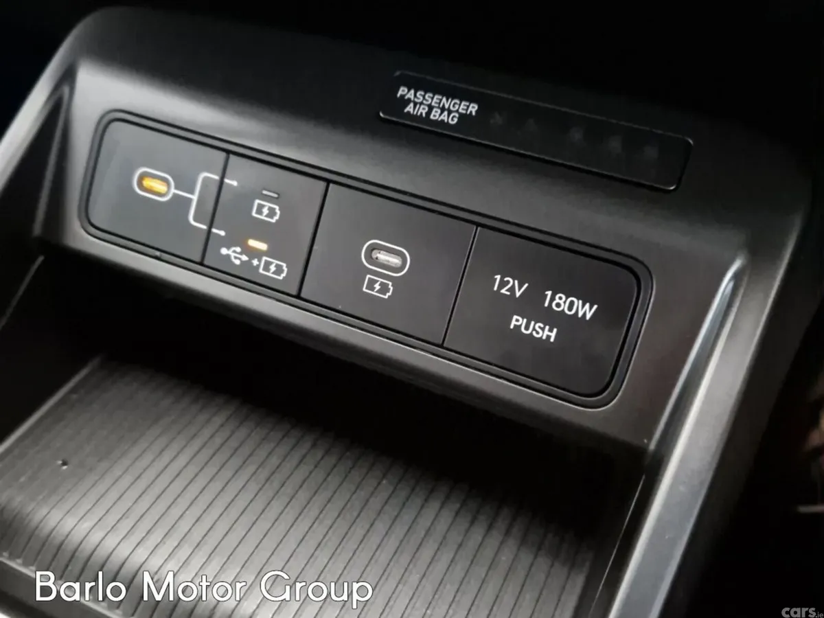 Hyundai KONA MPV, Petrol Hybrid, 2025, Red