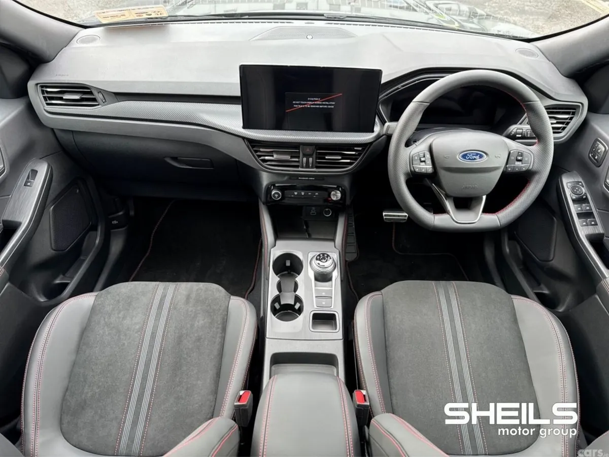 Ford Kuga SUV, Petrol Plug-in Hybrid, 2026, Grey