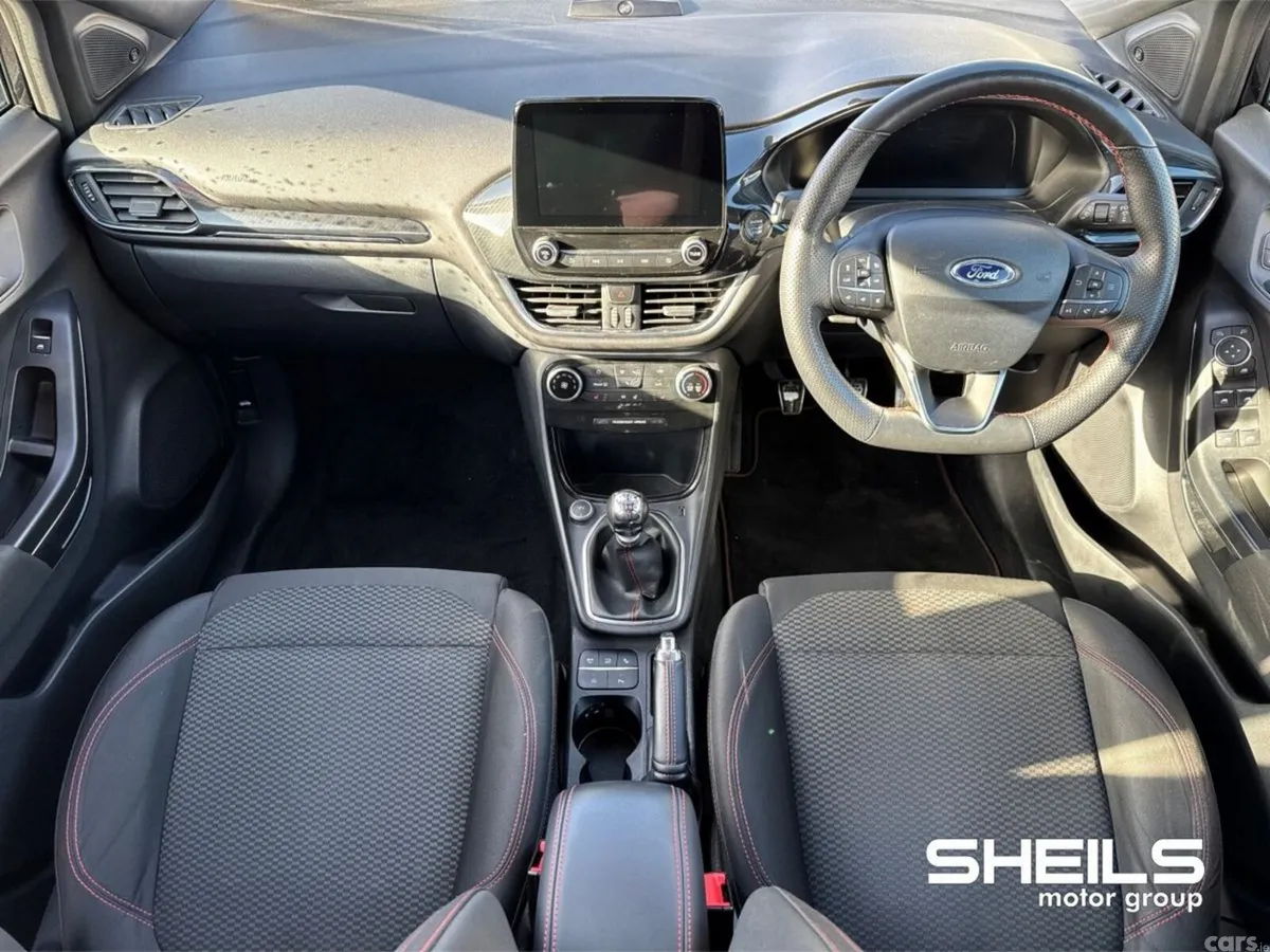 Ford Puma MPV, Petrol Hybrid, 2021, Black