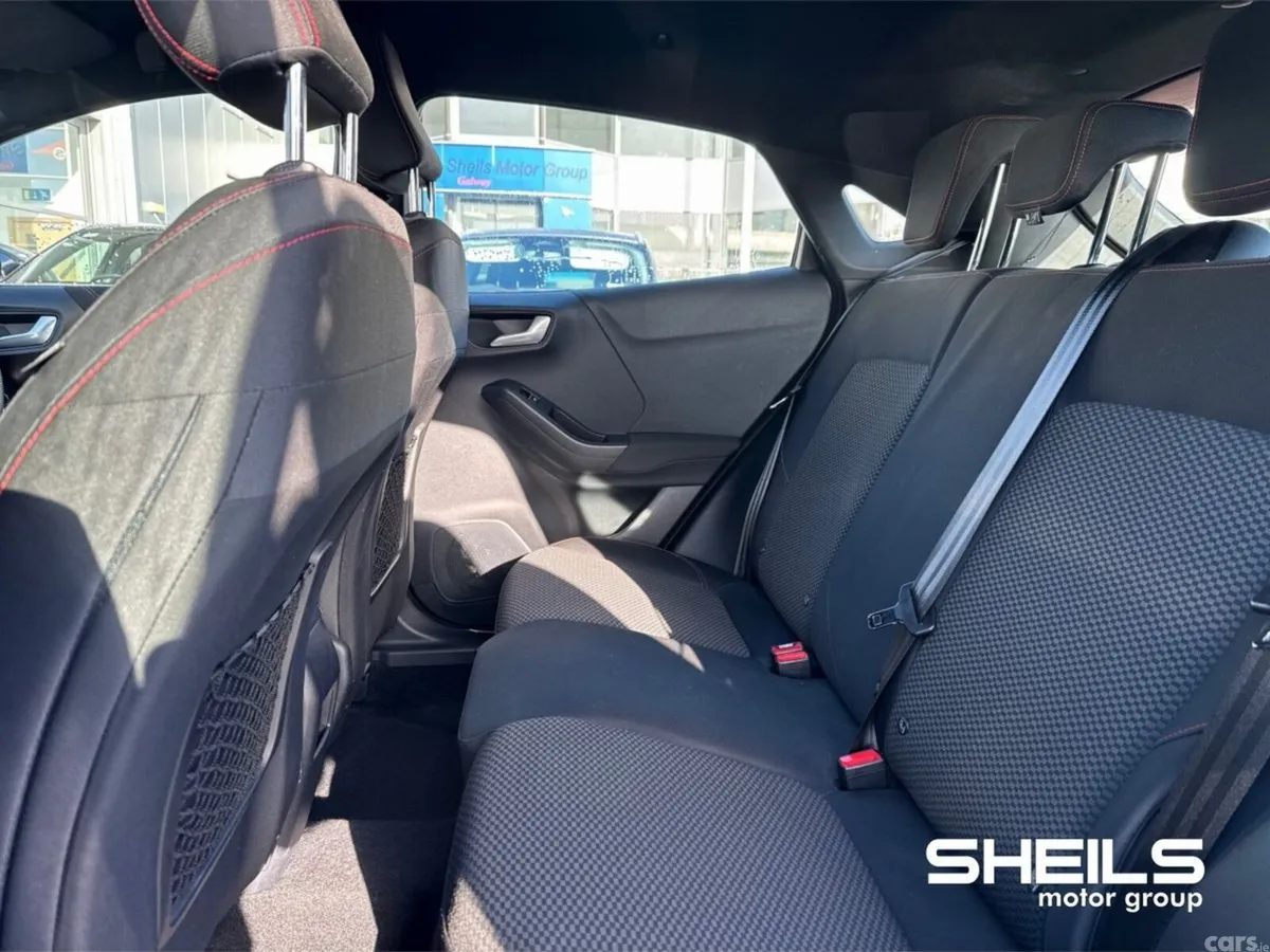 Ford Puma MPV, Petrol Hybrid, 2021, Black
