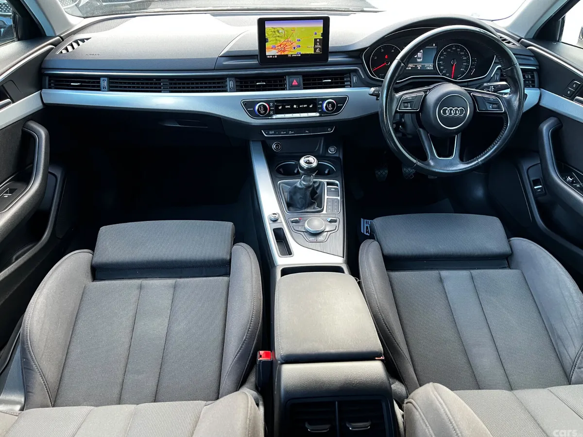 Audi A4 Saloon, Diesel, 2016, Blue