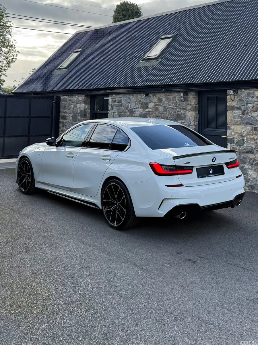 BMW 3-Series Saloon, Diesel, 2019, White