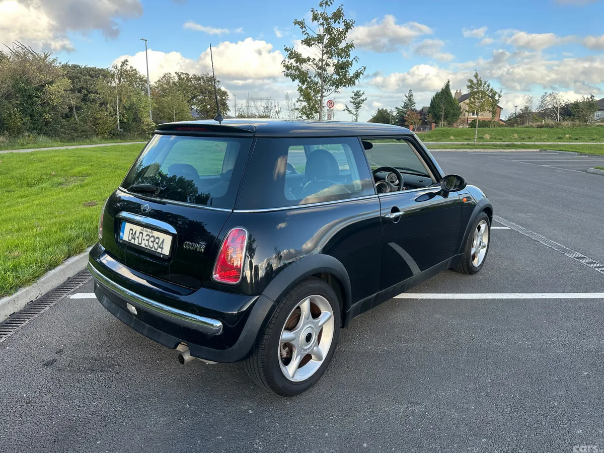 Mini Cooper Hatchback, Petrol, 2004, Black