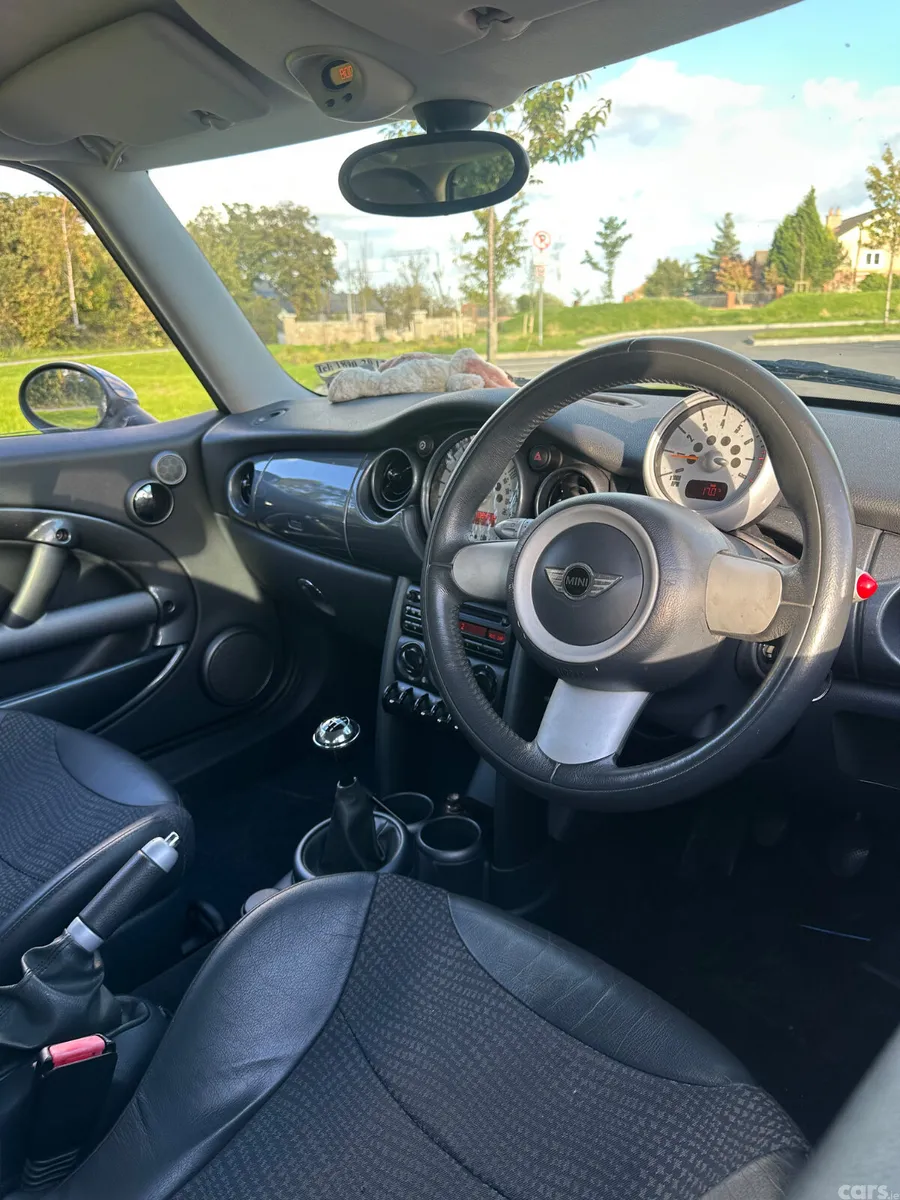 Mini Cooper Hatchback, Petrol, 2004, Black