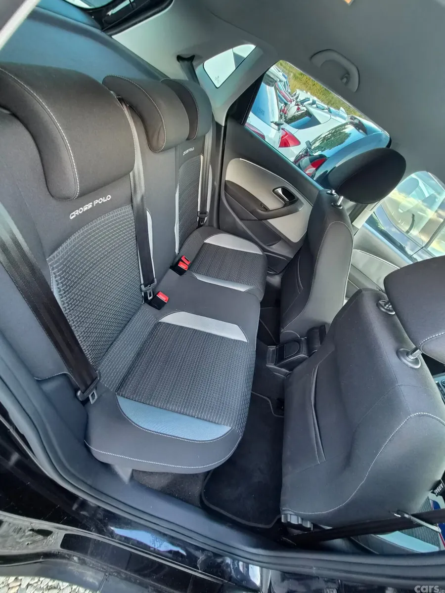 Volkswagen Polo Hatchback, Petrol, 2015, Black