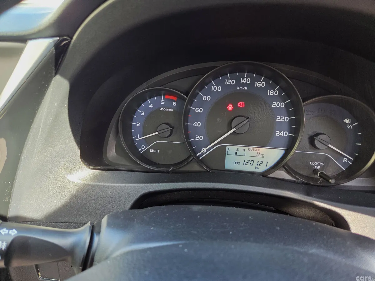 Toyota Corolla Saloon, Diesel, 2017, Black