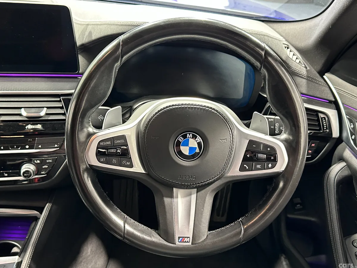BMW 5-Series Estate, Diesel, 2021, Blue
