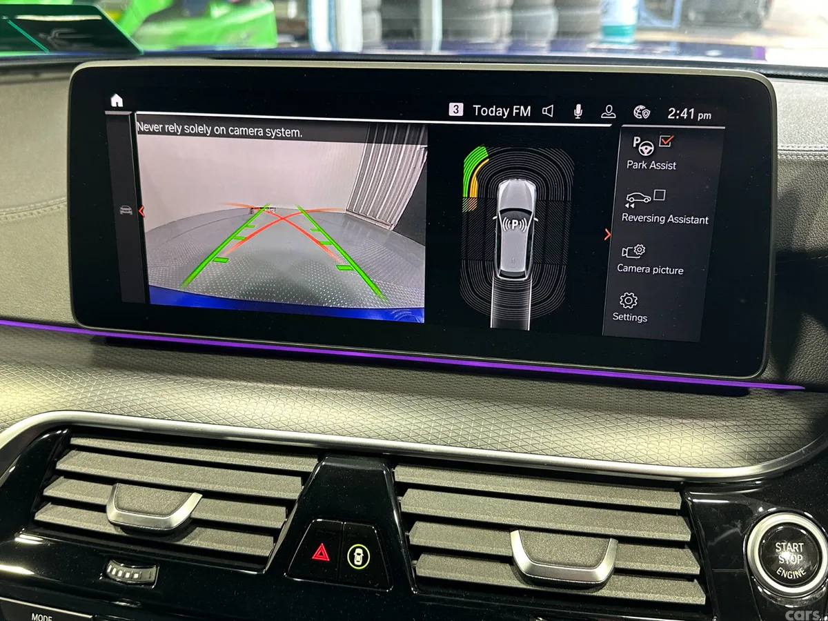BMW 5-Series Estate, Diesel, 2021, Blue