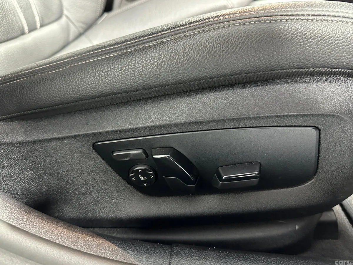 BMW 5-Series Estate, Diesel, 2021, Blue