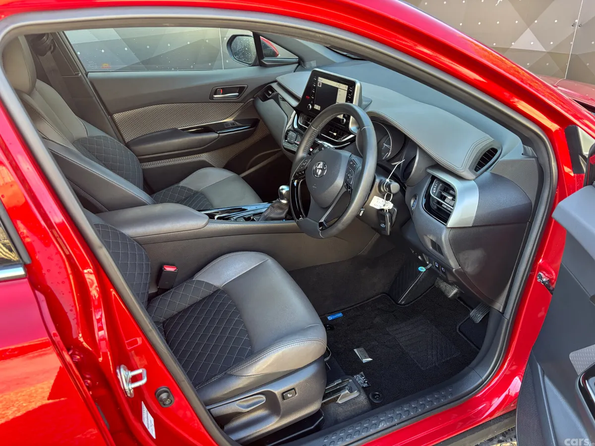 Toyota C-HR Hatchback, Petrol Hybrid, 2020, Red