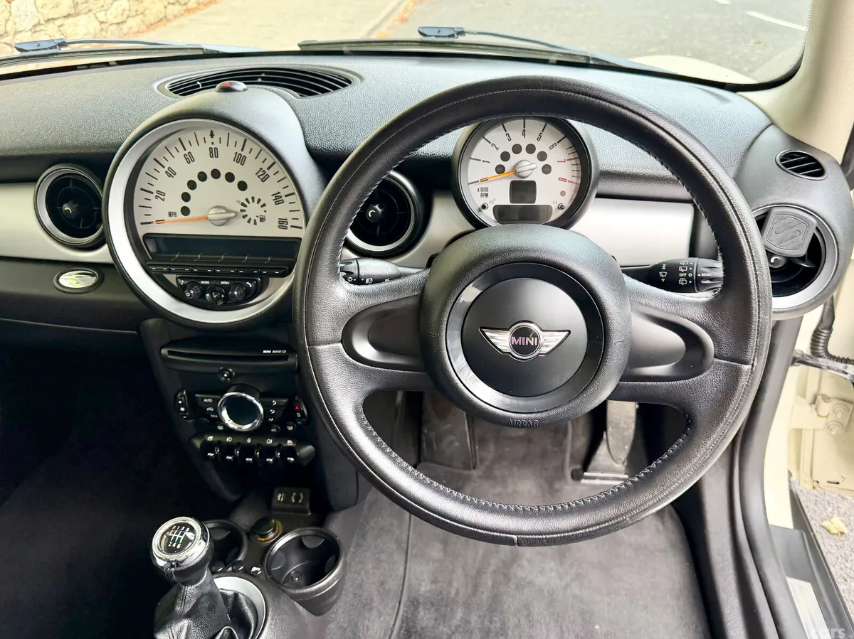 Mini One Hatchback, Petrol, 2014, White