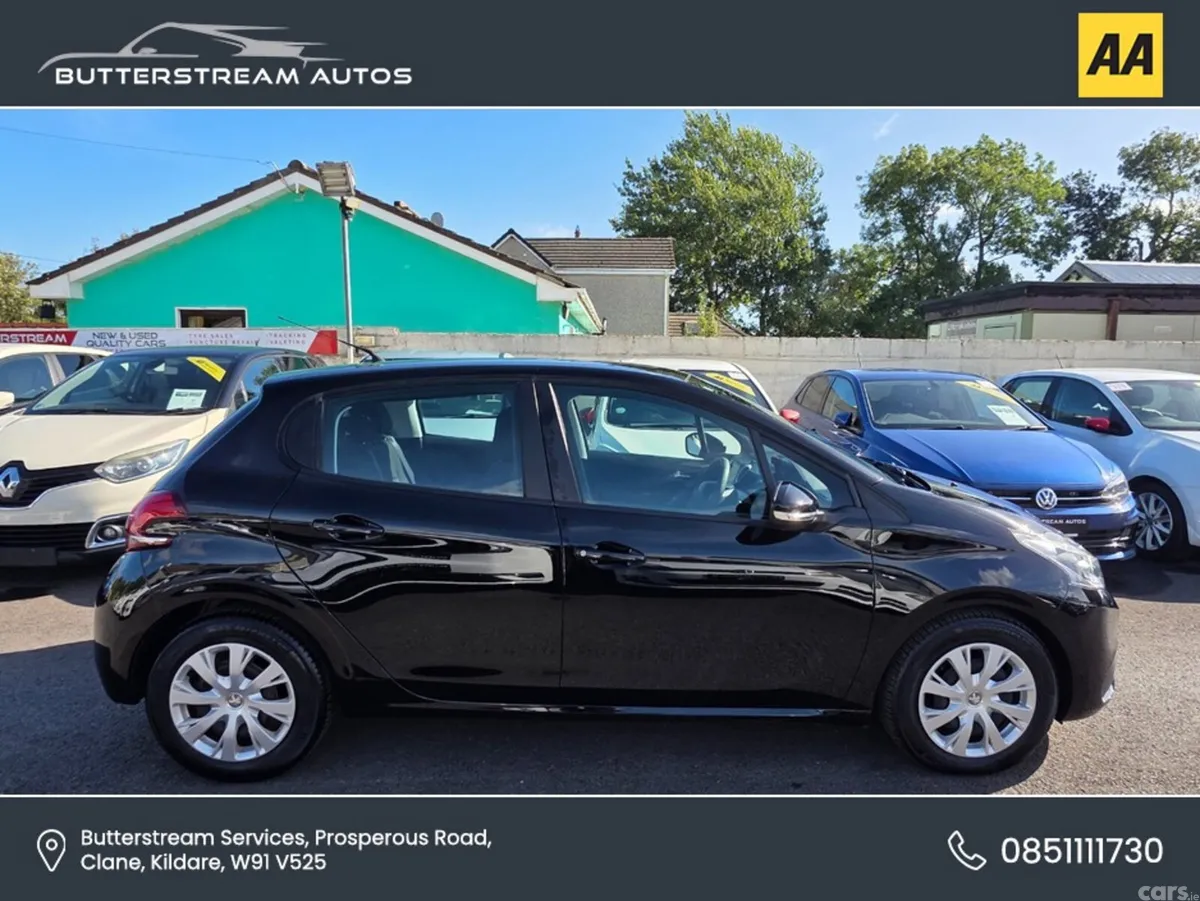 Peugeot 208 Hatchback, Petrol, 2016, Black