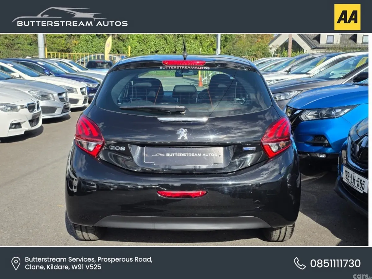 Peugeot 208 Hatchback, Petrol, 2016, Black