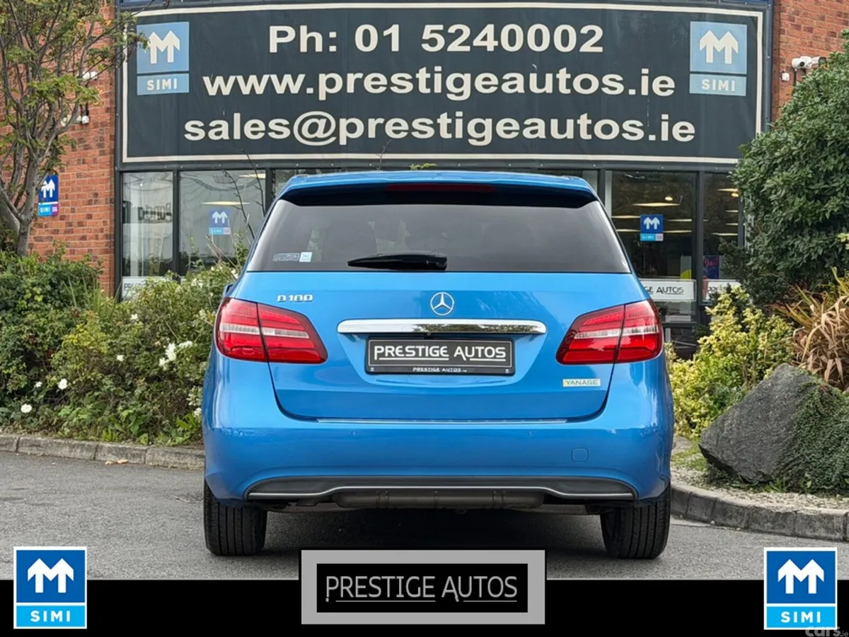 Mercedes-Benz B-Class Hatchback, Petrol, 2015, Blue