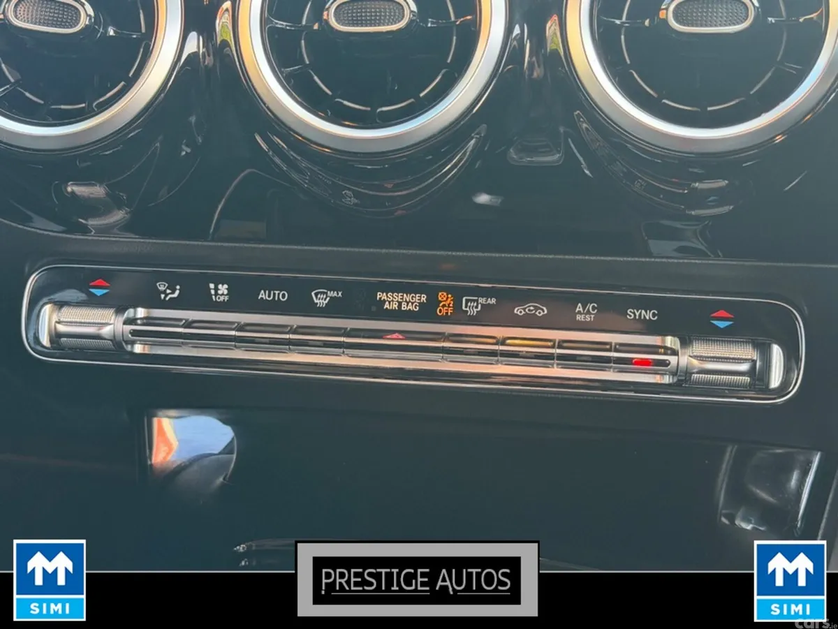 Mercedes-Benz A-Class Hatchback, Diesel, 2019, White