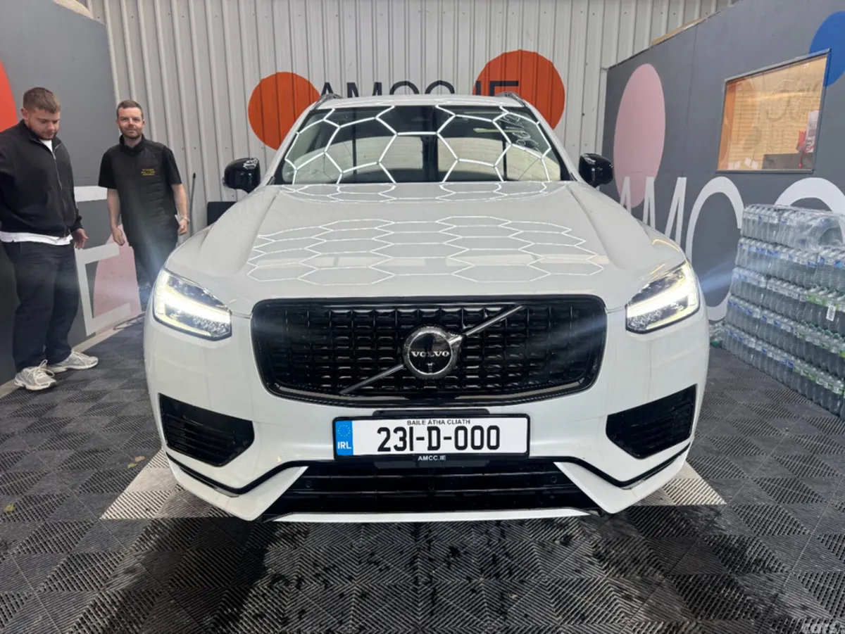 Volvo XC90 SUV, Petrol Plug-in Hybrid, 2023, White