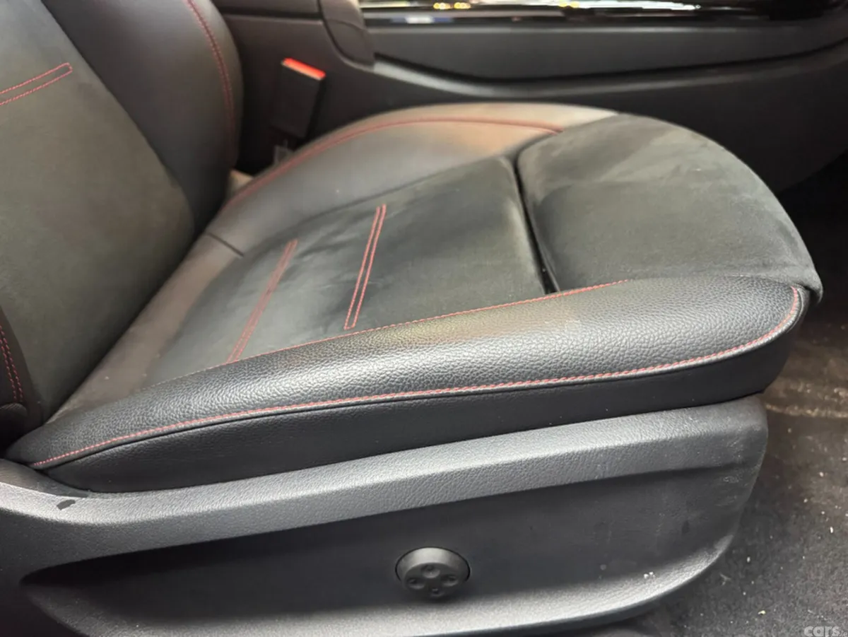 Mercedes-Benz A-Class Hatchback, Diesel, 2019, Red