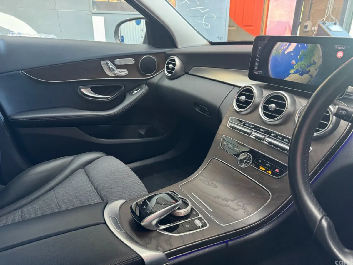 Mercedes-Benz C-Class Saloon, Petrol, 2019, Silver
