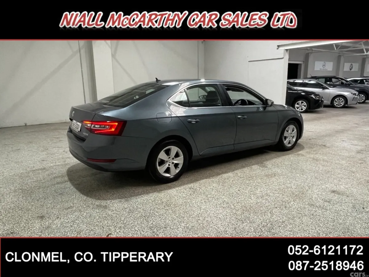 Skoda Superb Hatchback, Diesel, 2019, Grey