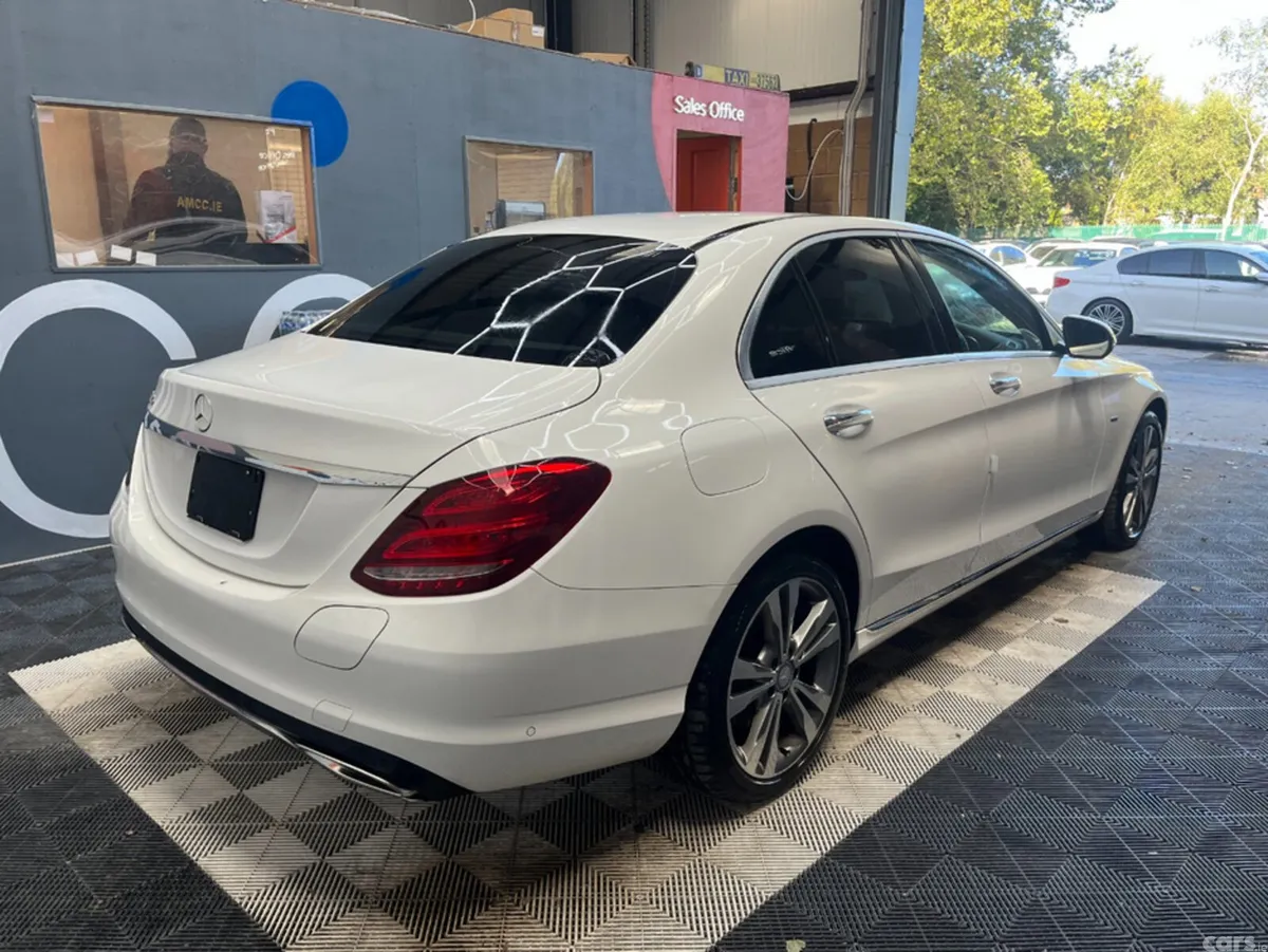 Mercedes-Benz C-Class Saloon, Petrol Plug-in Hybrid, 2017, White