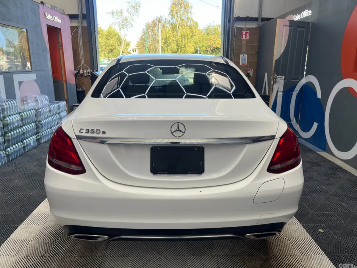 Mercedes-Benz C-Class Saloon, Petrol Plug-in Hybrid, 2017, White