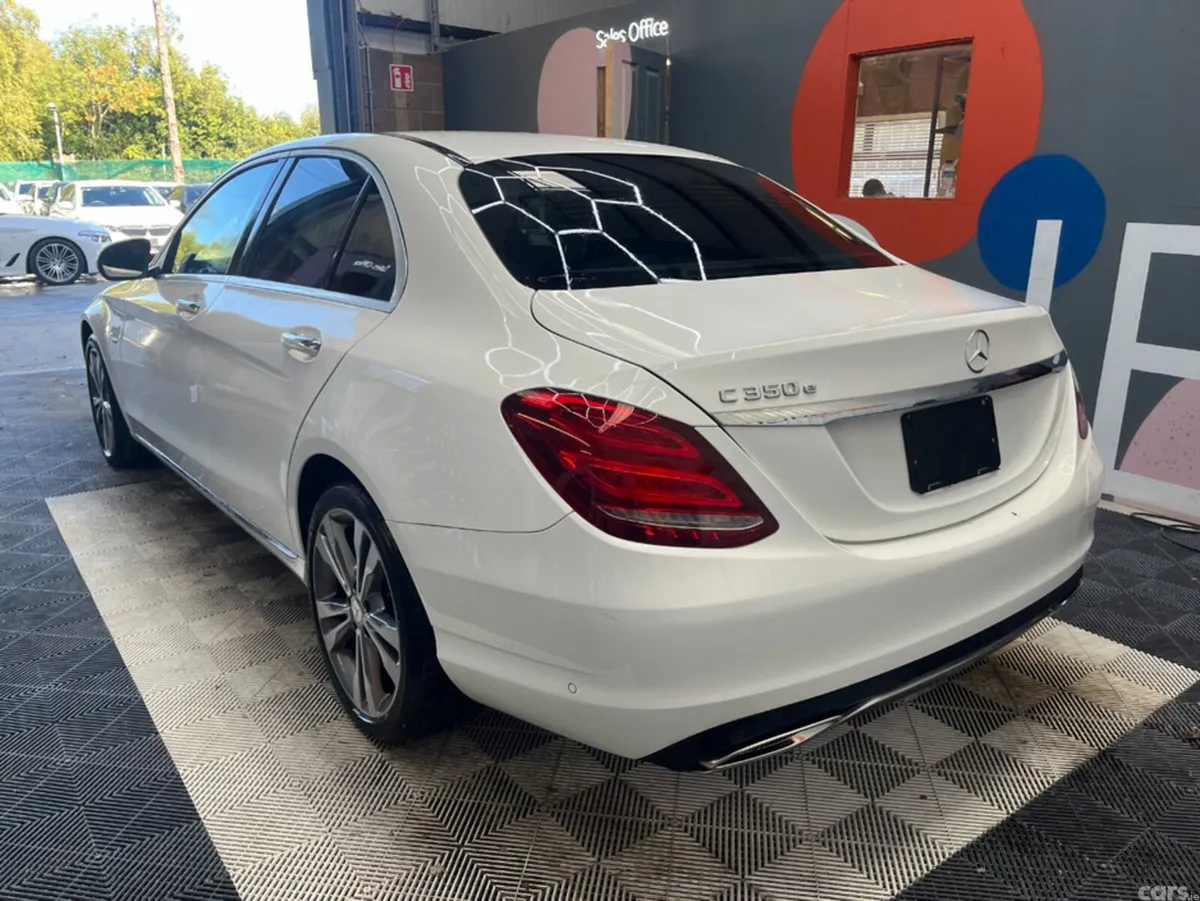 Mercedes-Benz C-Class Saloon, Petrol Plug-in Hybrid, 2017, White