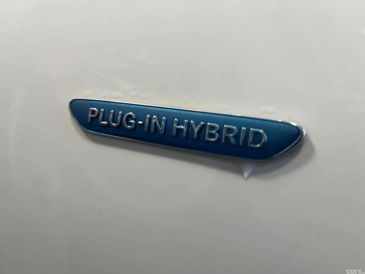 Mercedes-Benz C-Class Saloon, Petrol Plug-in Hybrid, 2017, White
