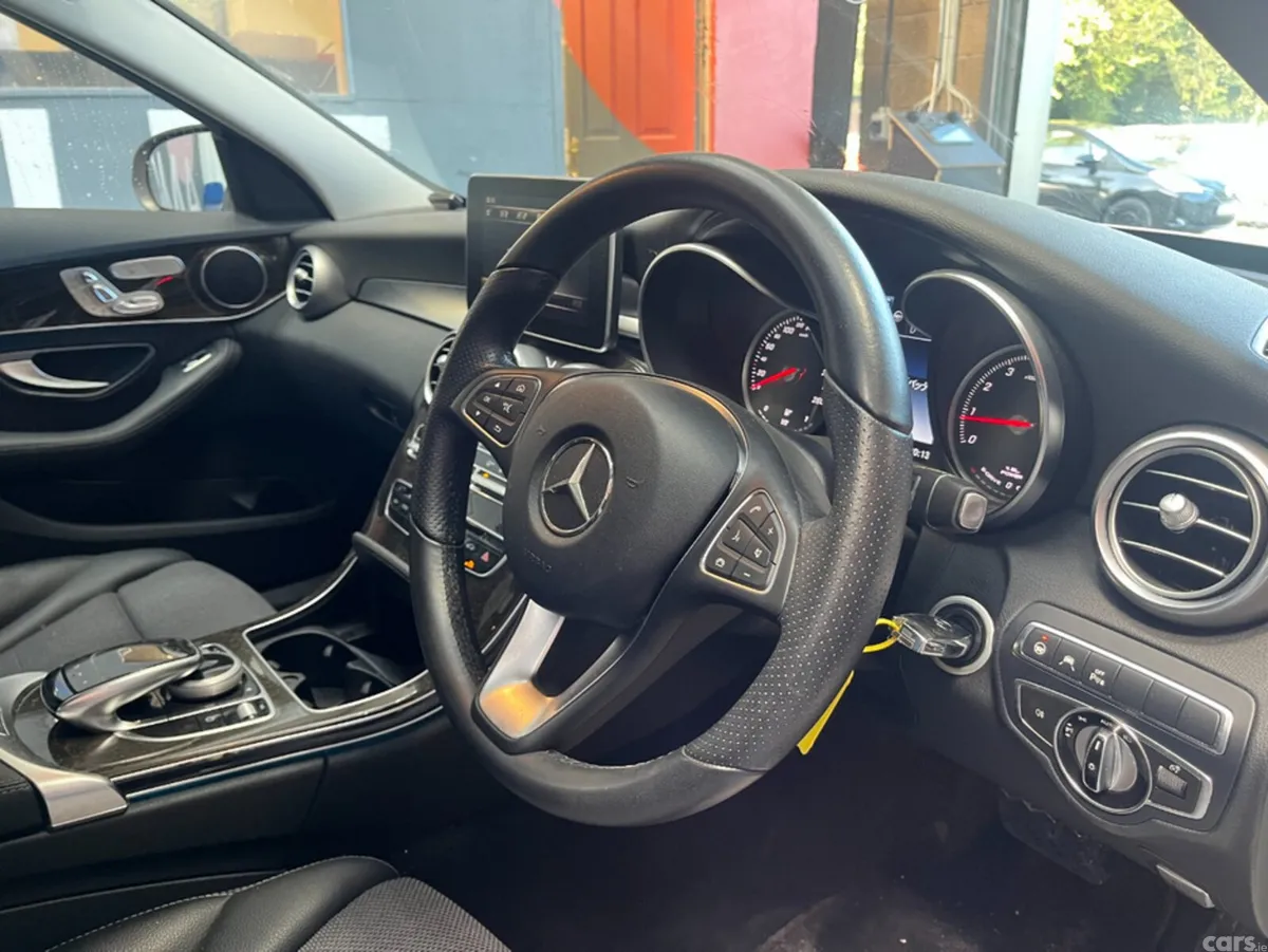 Mercedes-Benz C-Class Saloon, Petrol Plug-in Hybrid, 2017, White