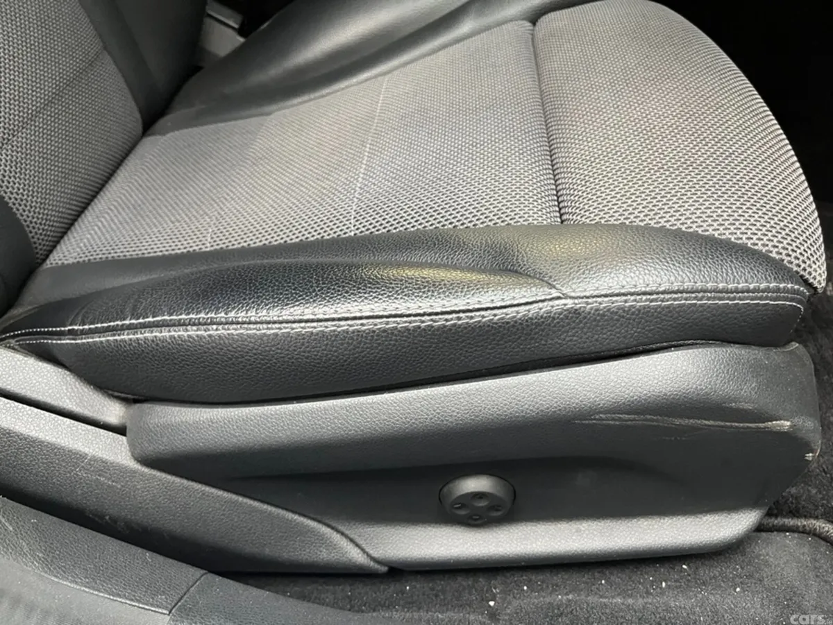 Mercedes-Benz C-Class Saloon, Petrol, 2017, White