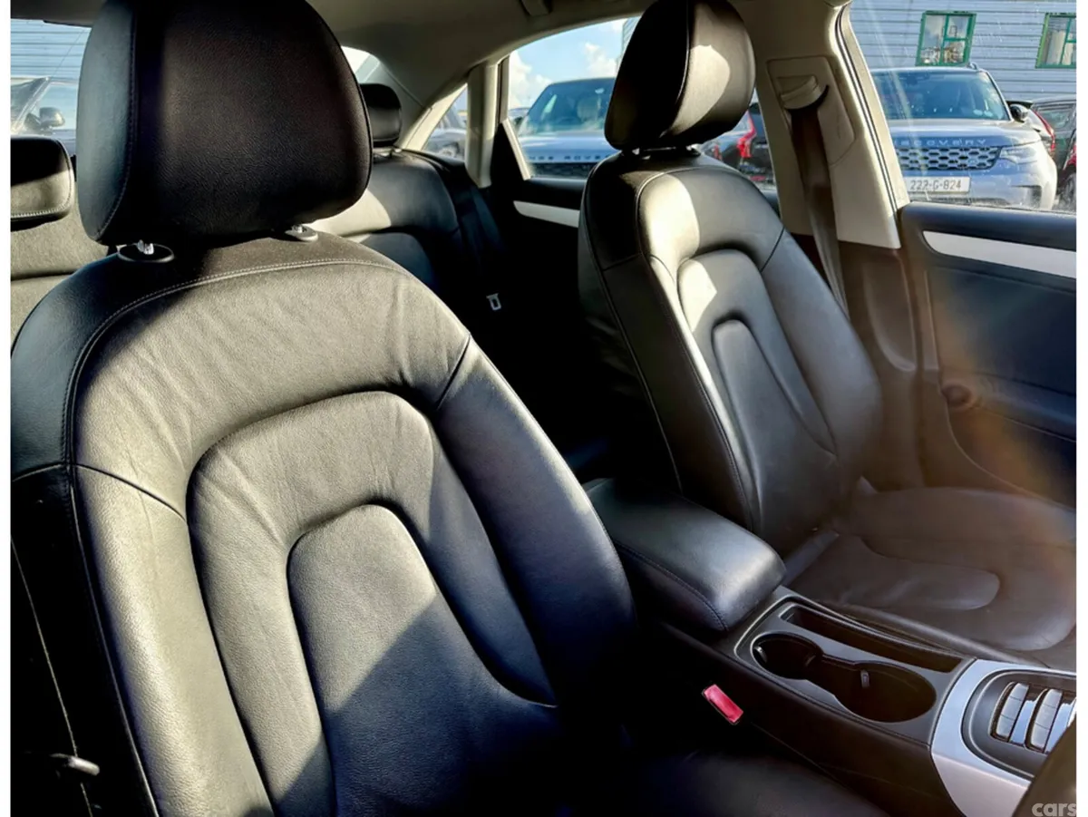 Audi A4 Saloon, Diesel, 2015, Grey