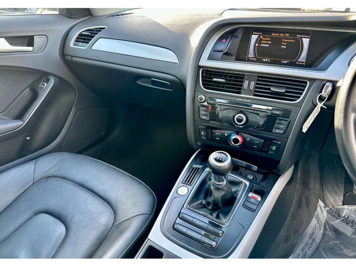 Audi A4 Saloon, Diesel, 2015, Grey