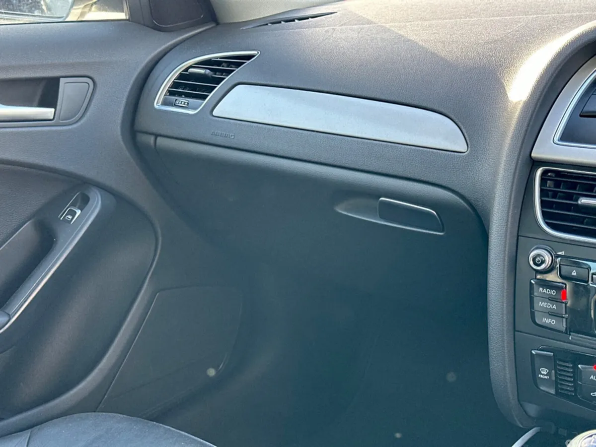 Audi A4 Saloon, Diesel, 2015, Grey