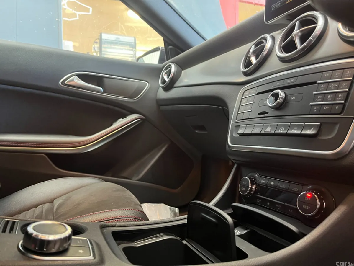 Mercedes-Benz CLA Saloon, Petrol, 2016, Black