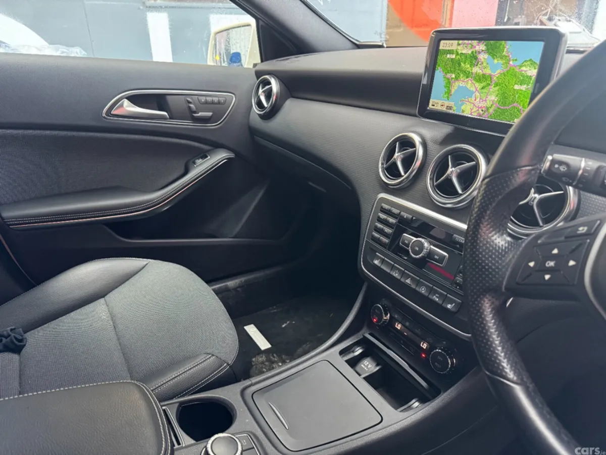Mercedes-Benz A-Class Hatchback, Petrol, 2015, White