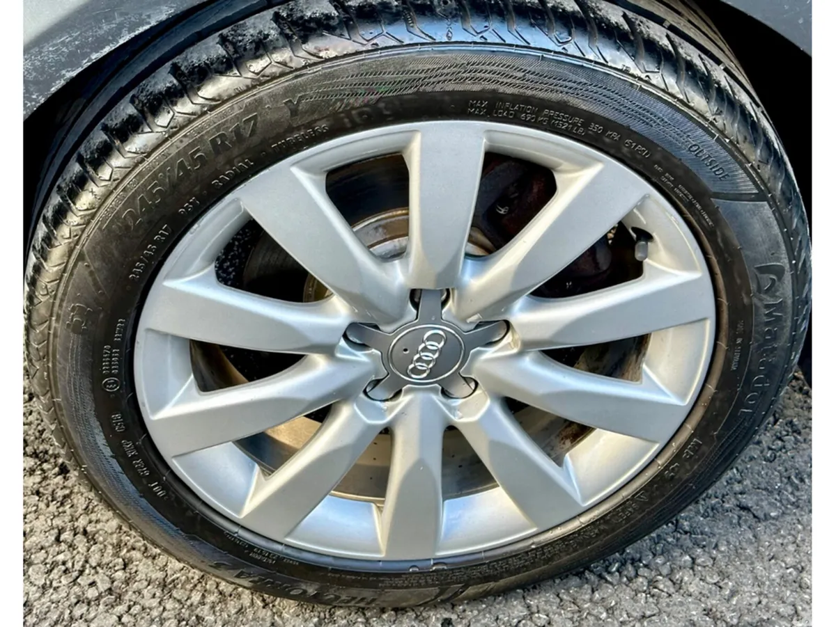Audi A4 Saloon, Diesel, 2015, Grey