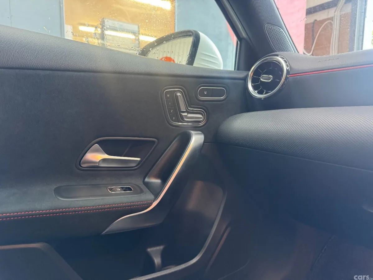 Mercedes-Benz C-Class Saloon, Petrol, 2019, White