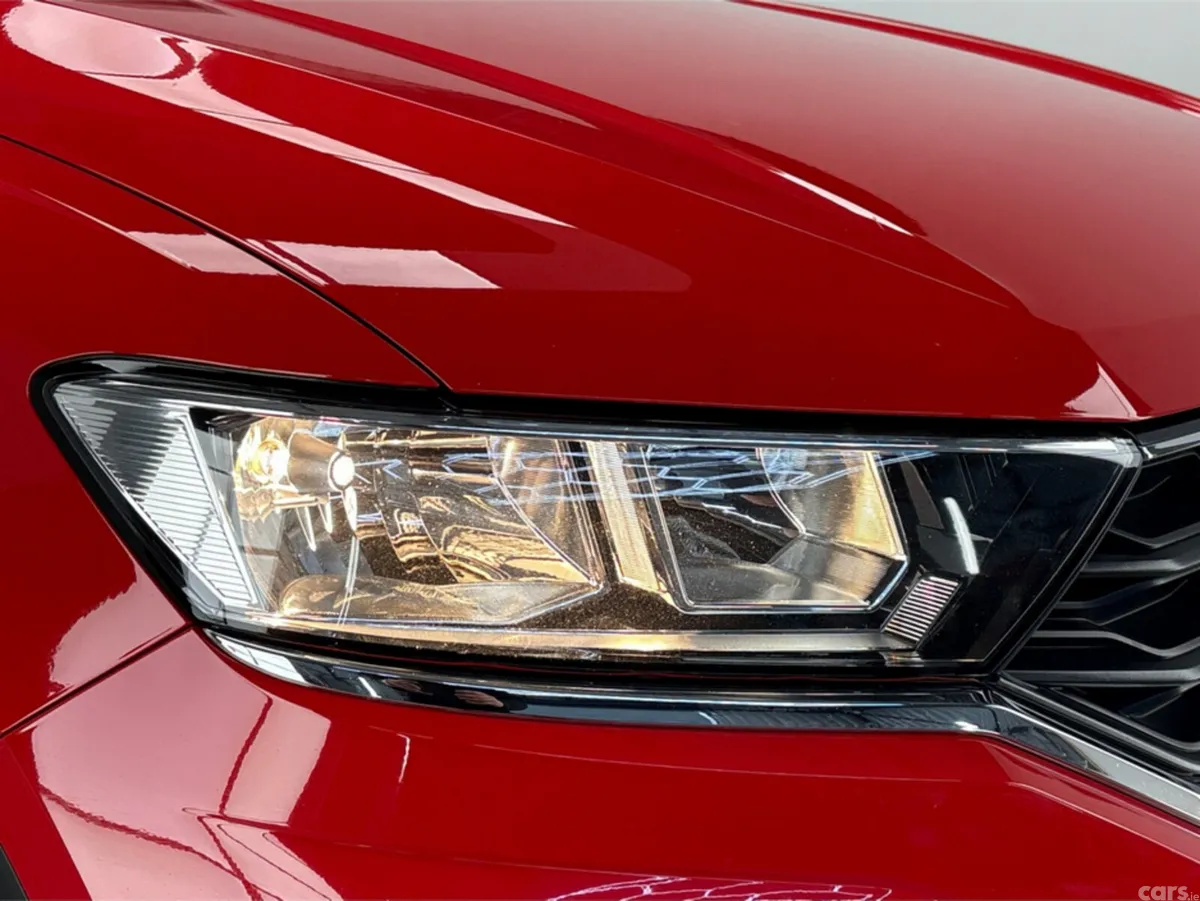 Volkswagen T-Roc Estate, Petrol, 2021, Red